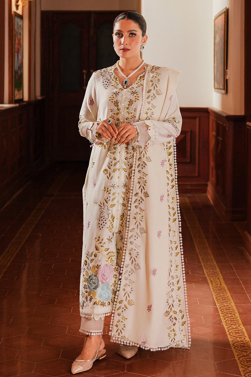 Elegant Ivory Embroidered 3-Piece Suit – Timeless Floral Detailing