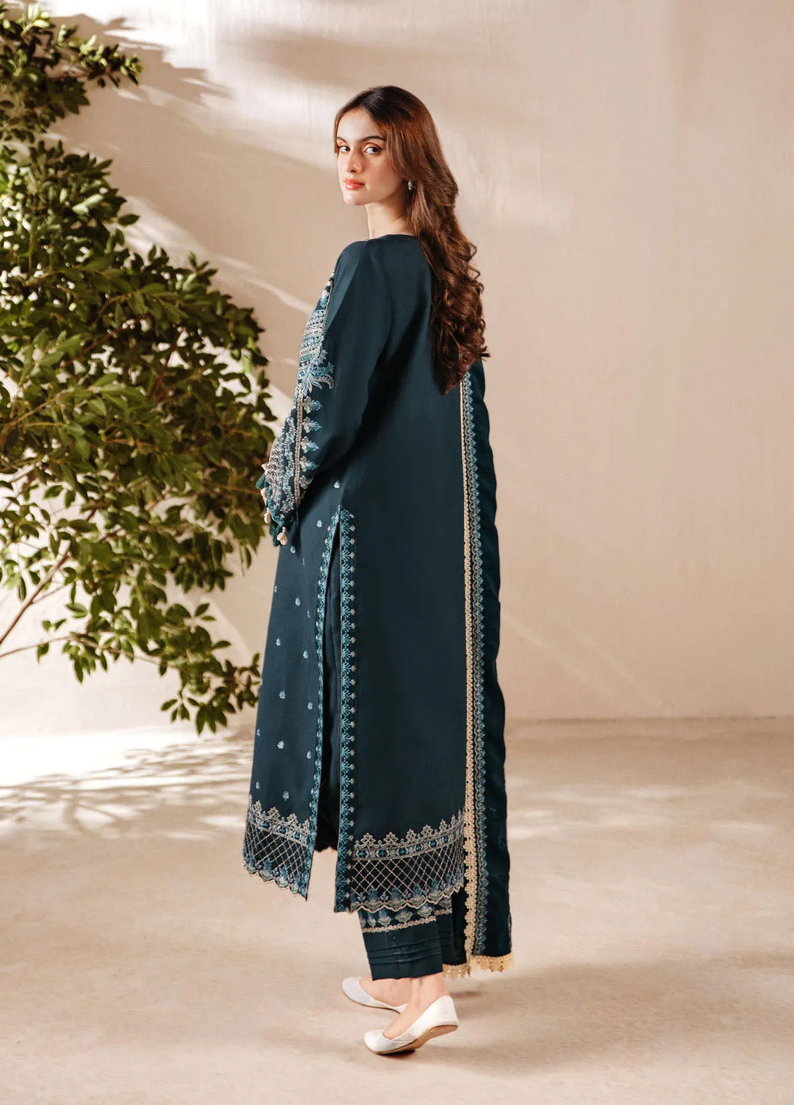 Verdant Green Embroidered Dhanak 3-Piece Outfit - Festive Attire