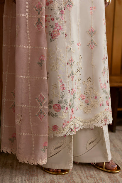 Luxury Ivory Embroided Lawn 3-Piece Outfit - Wear the Royalty